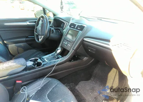 2016 Ford Fusion Energi Titanium from USA, damaged, VIN 3FA6P0SUXGR184269